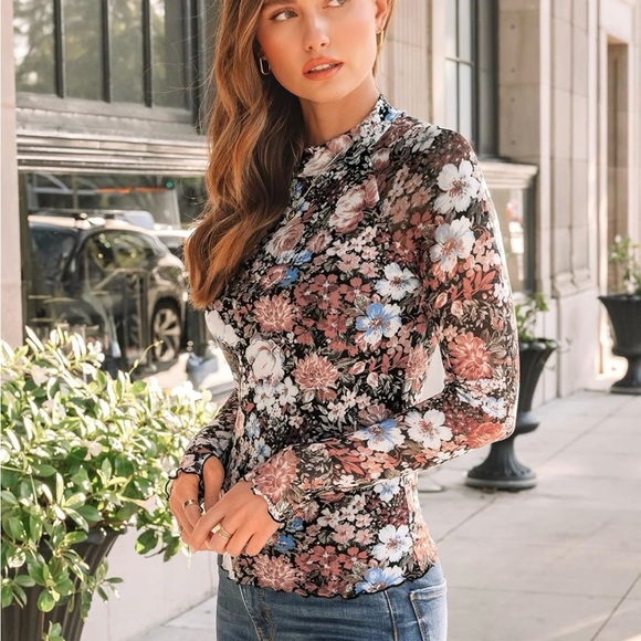 Tops - Lace Sheer Floral Mesh Mockneck Going Out Top Women’s Size Small